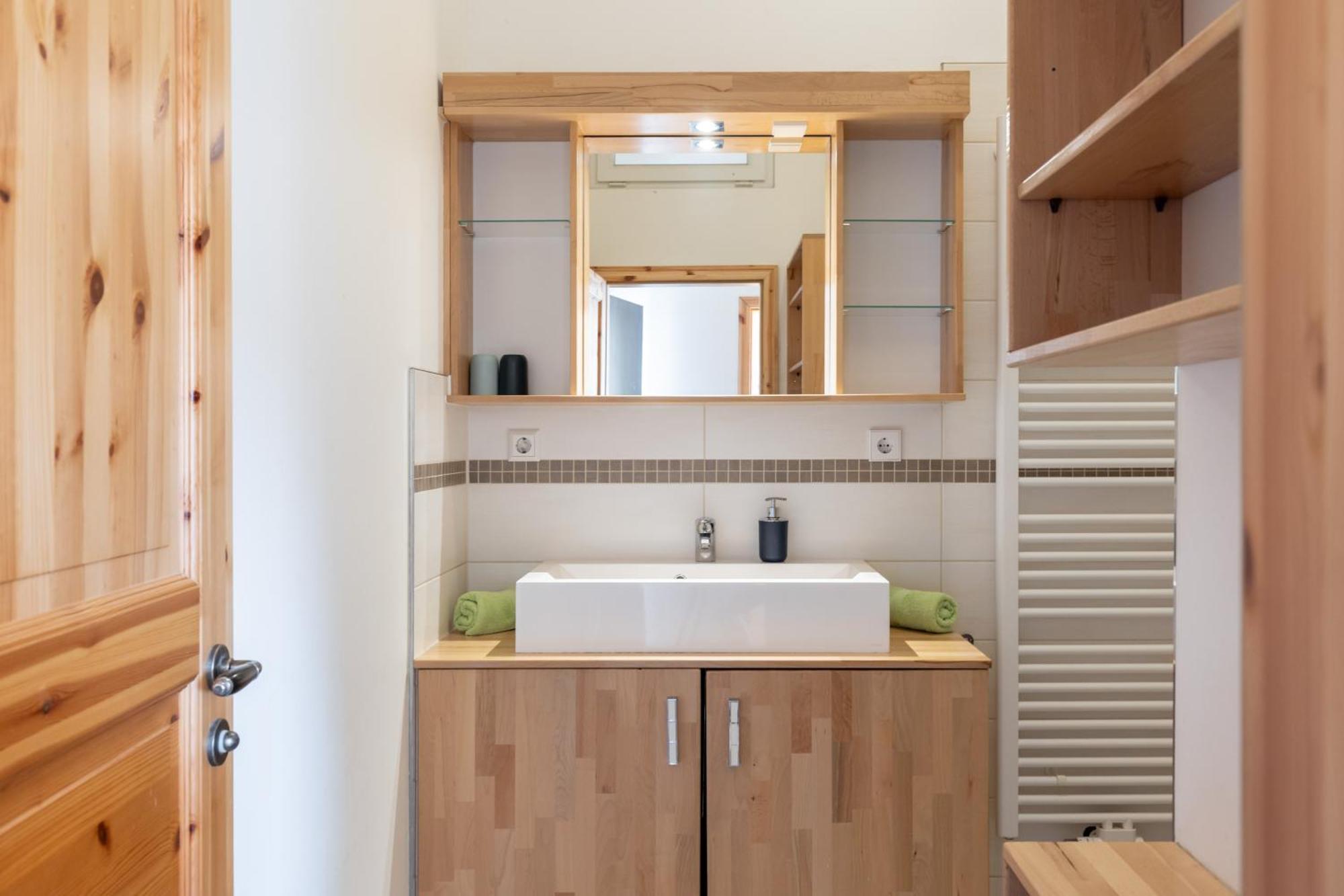 Loft Apartment *