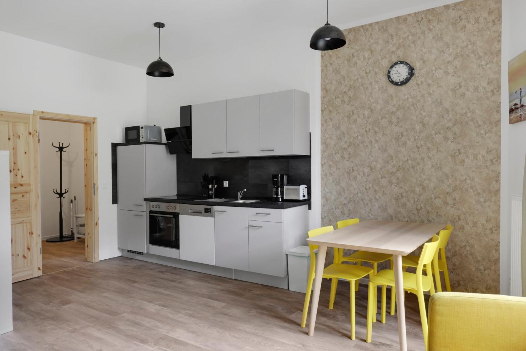 Loft Apartment *